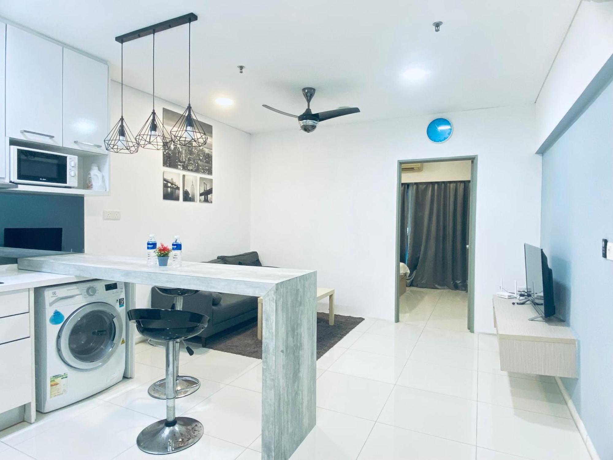 Mercu Summer Suites Klcc By Grihoz Куала Лумпур Екстериор снимка